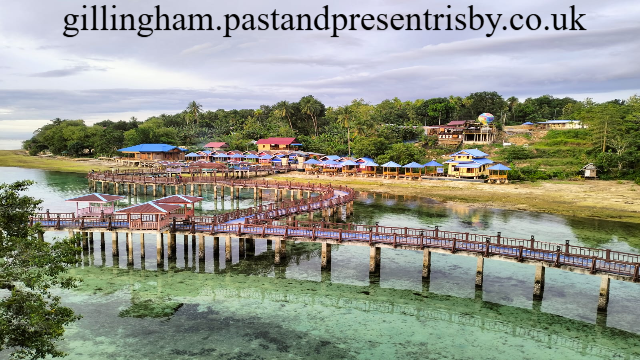 Menyaksikan Keindahan Alam dan Sejarah Batu Sori di Baubau