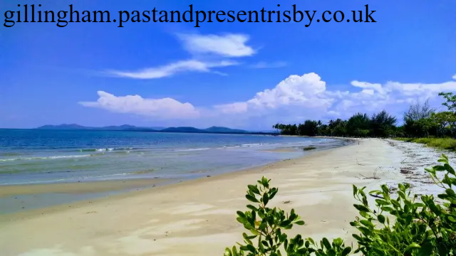 Pantai Moian Menyaksikan Keajaiban Alam di Parigi Moutong